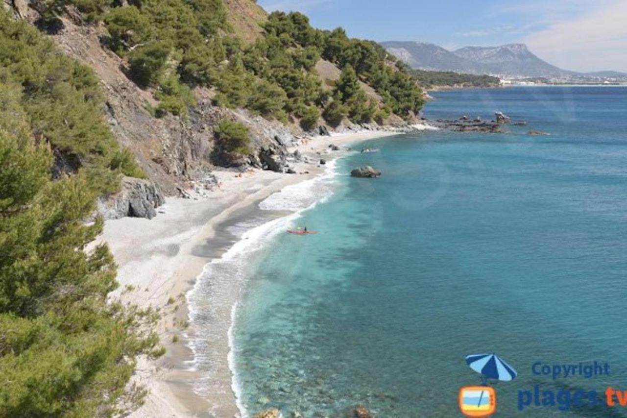 Loft Climatise "La Pinede", 50 M2, Tres Calme, 5 Mn A Pied Des Plages, Lit King Size La Seyne-sur-Mer Esterno foto